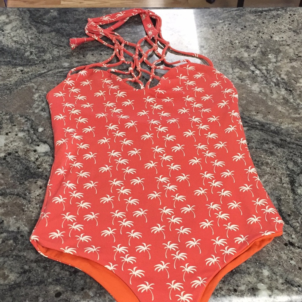 San Lorenzo One Piece